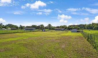 385 Rs County Road 3374, Emory, TX 75410