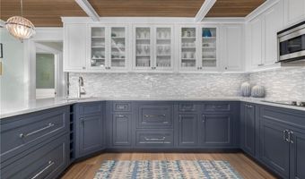 308 Swans Wharf Row, Newport, RI 02840
