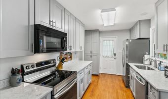 7128 DEVONSHIRE Rd, Alexandria, VA 22307