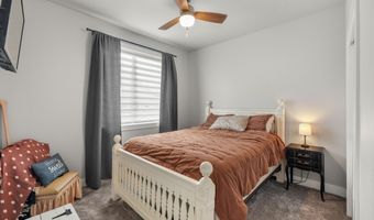 604 Meadow Rd, Adel, IA 50003