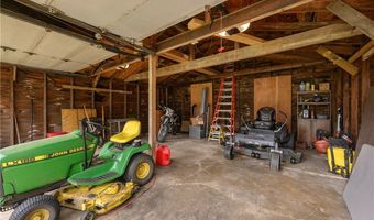 2984 Massillon Rd, Akron, OH 44312
