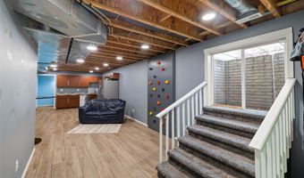 1444 Marina Cove Dr, Polk City, IA 50226