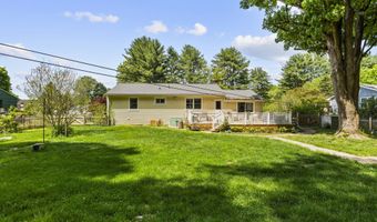 13 Canton Valley Cir, Canton, CT 06019
