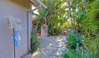 7917 Las Nueces Pl, Carlsbad, CA 92009