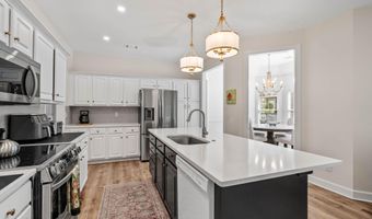 7 Holbrook Dr, Beaufort, SC 29902