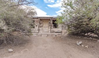 33601 S MUD SPRINGS Rd 72, Black Canyon City, AZ 85324