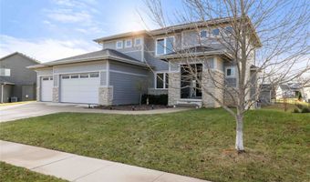 825 Shelby Dr, Adel, IA 50003