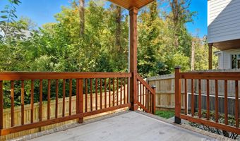 1644 Eastway Dr, Charlotte, NC 28205