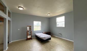 2401 Covey Ln, Alpine, TX 79830