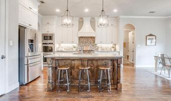 622 Rockfall Way, Aledo, TX 76008