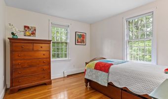1 Emerson Dr, Acton, MA 01720