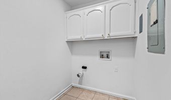 4624 Parkoaks Dr #6, Baton Rouge, LA 70816