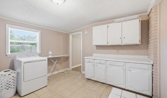 2130 Driftwood Dr, Biloxi, MS 39531