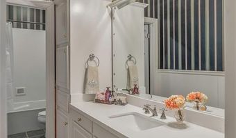 400 Crouch Rd, Benton, LA 71006