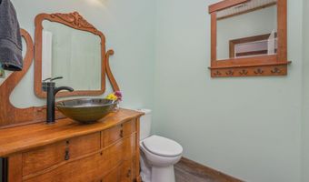 1827 Waterway Dr, Baker, FL 32531