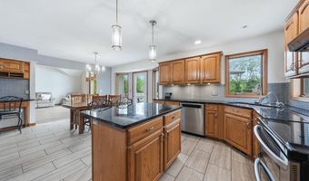 7833 Garman Rd, Auburn, IN 46706