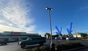 247 WHARF St, Brookings, OR 97415