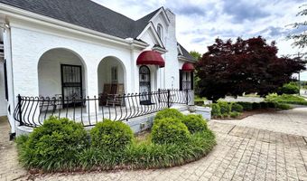 102 Jackson St, Albertville, AL 35950