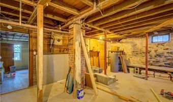 3214 Post Rd, Warwick, RI 02886