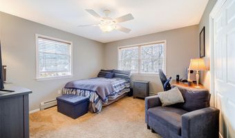 28 Haskell Ave, Airmont, NY 10901