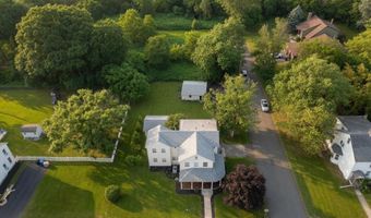 138 Church St, Belford, NJ 07718