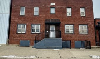 17 W 4th St, Atlantic, IA 50022