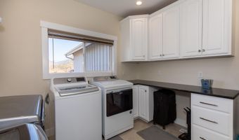 53 Black Hawk Dr, Carmen, ID 83462