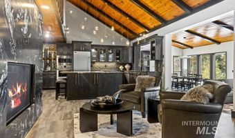 1717 Pine Lakes Ranch Dr, Cascade, ID 83611