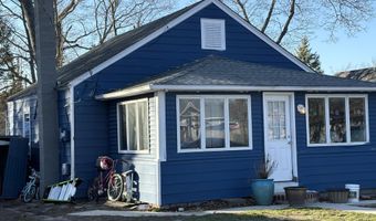 240 Beach Ave, Beachwood, NJ 08722
