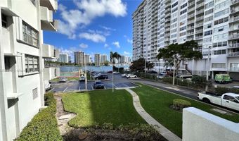 2750 NE 183rd St 201, Aventura, FL 33160