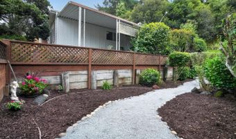 154 Hahns RD 154, Aptos, CA 95003