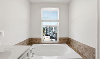 42167 CANARY GRASS Sq, Aldie, VA 20105