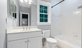 7119 BARRY Rd, Alexandria, VA 22315