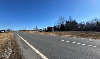 7105 Richmond Hwy, Appomattox, VA 24522