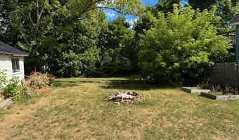 89 Larkin St, Bangor, ME 04401