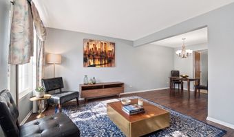 875 N Tamarac Blvd, Addison, IL 60101