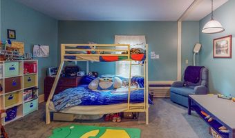 5696 Steubenville Rd SE, Amsterdam, OH 43903