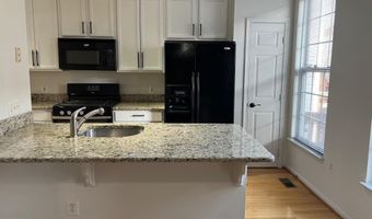 5925 KIRKCALDY Ln, Alexandria, VA 22315