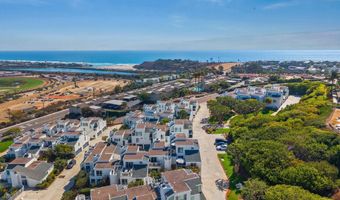 365 Shoemaker Ln, Solana Beach, CA 92075