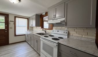30 Aceto St, Branford, CT 06405