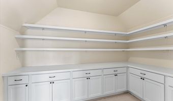 41636 MATTINGLY Dr, Aldie, VA 20105