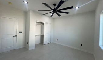 949 Harbor Dr, Bullhead City, AZ 86442