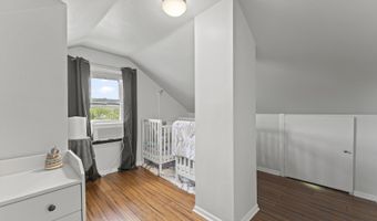 107 S Burton Pl, Arlington Heights, IL 60005