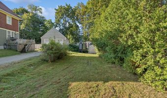 16 Murray St, Augusta, ME 04330