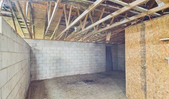 654 S 300 E, Anderson, IN 46017
