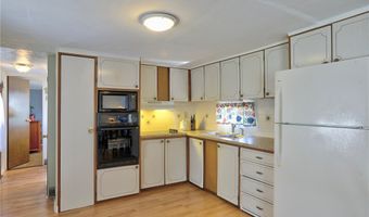 410 Osprey Dr, Barefoot Bay, FL 32976