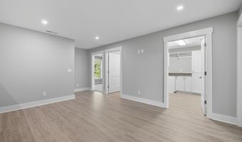 47 Lane 345 Crooked Lk, Angola, IN 46703