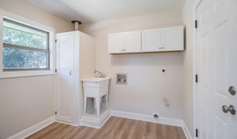 306 Westview Dr, Biloxi, MS 39531