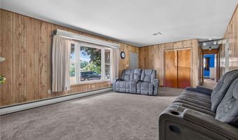 119 N Main St, Alburtis, PA 18011