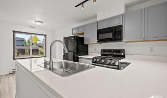 424 E Manor Ave, Anchorage, AK 99501